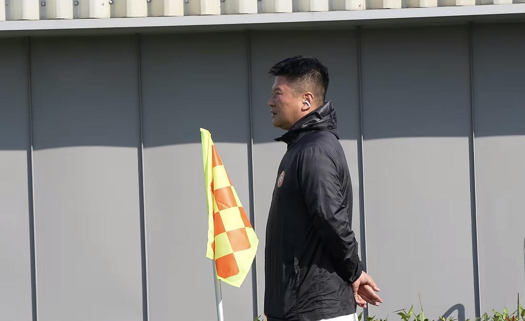 阿尔瓦罗带着彭啸踢铁人四叉戟冲击 李金羽不会飘 泰山队拒绝爆冷
